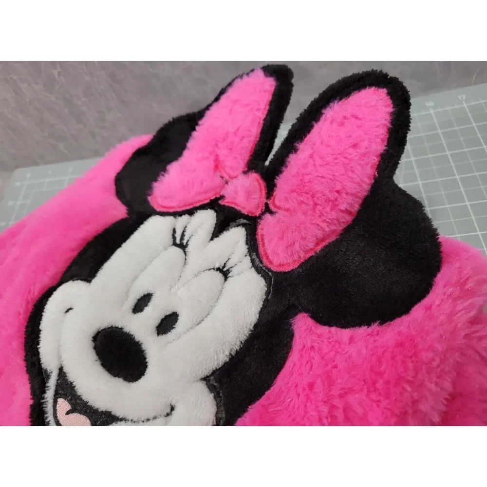 Disney store minnie