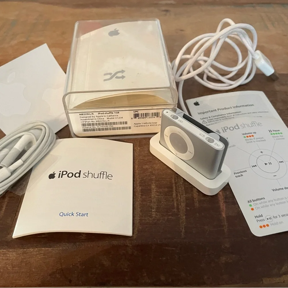 Apple silver ipod