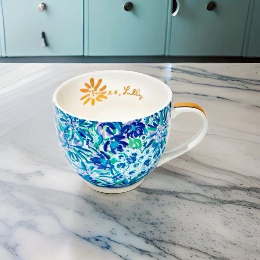 Lilly Pulitzer this lilly