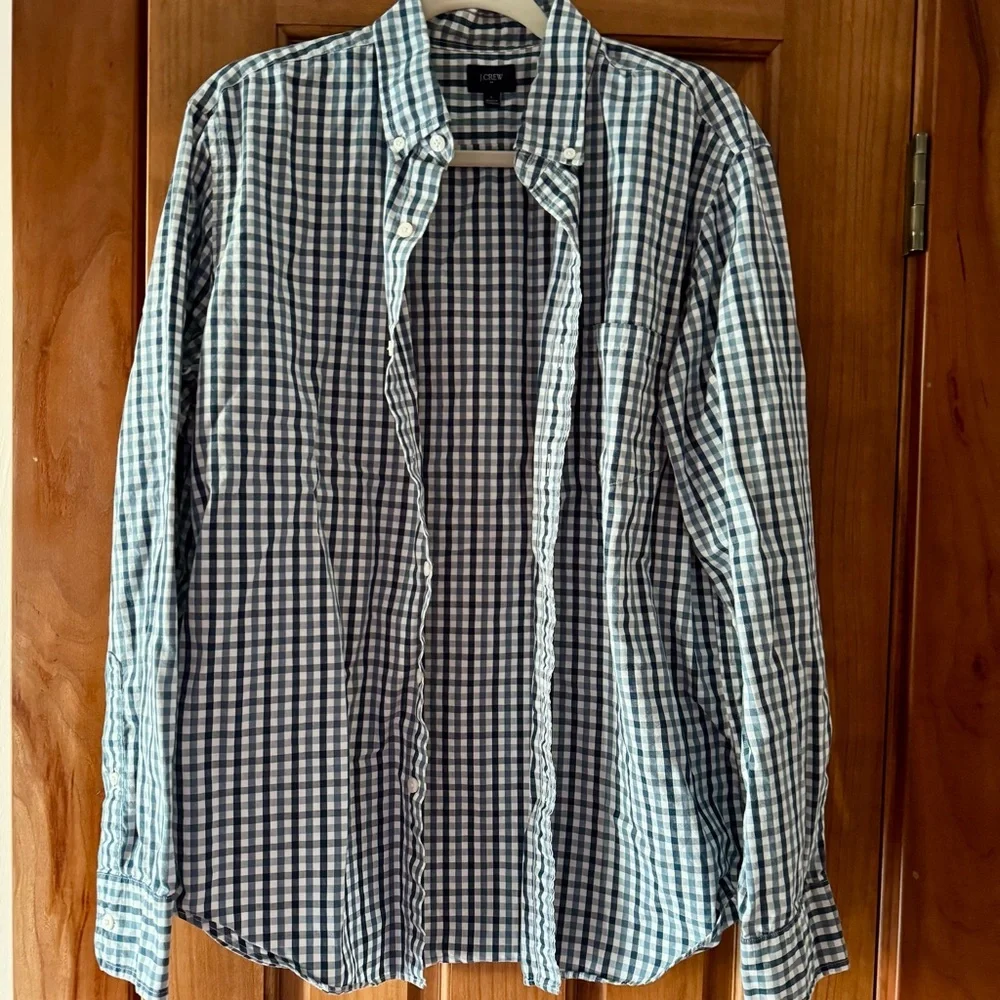 J. Crew Button Down Shirt Men’s Large Blue White Checkered Plaid Dress Casual