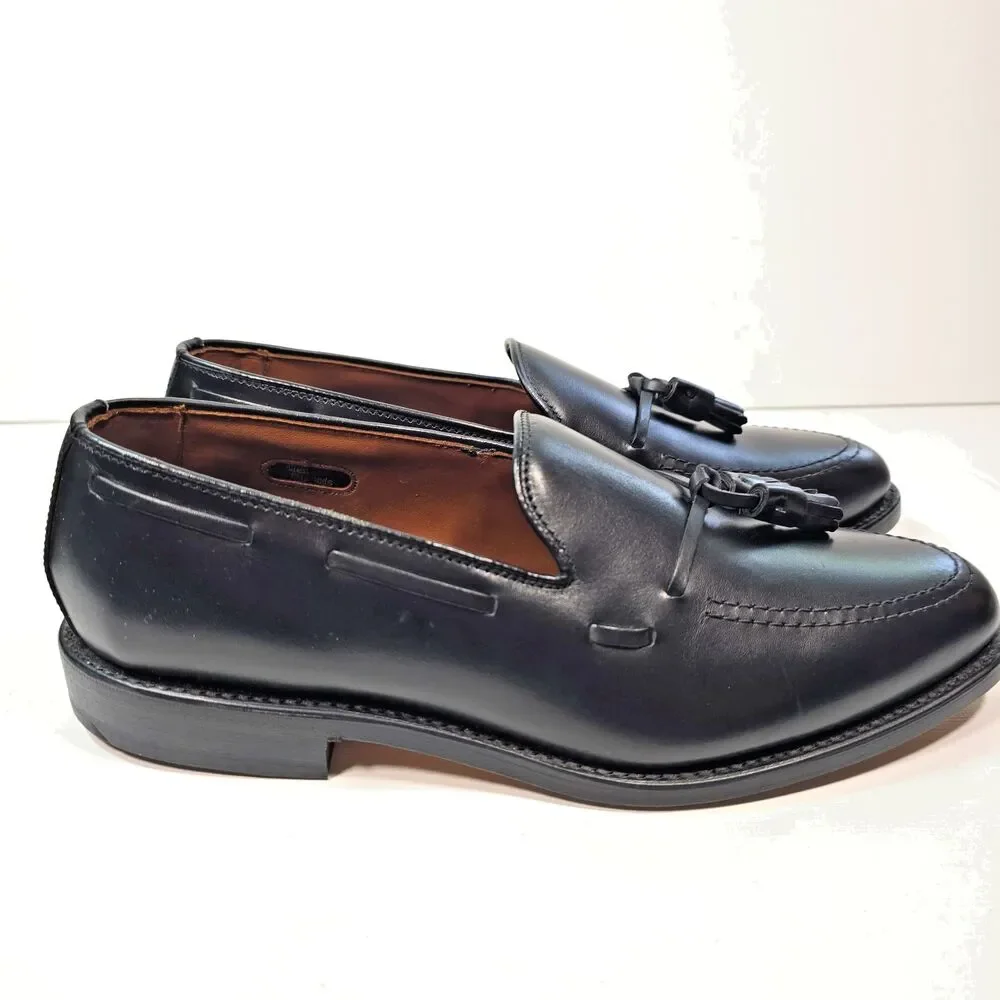 Allen Edmonds soles features unworn
