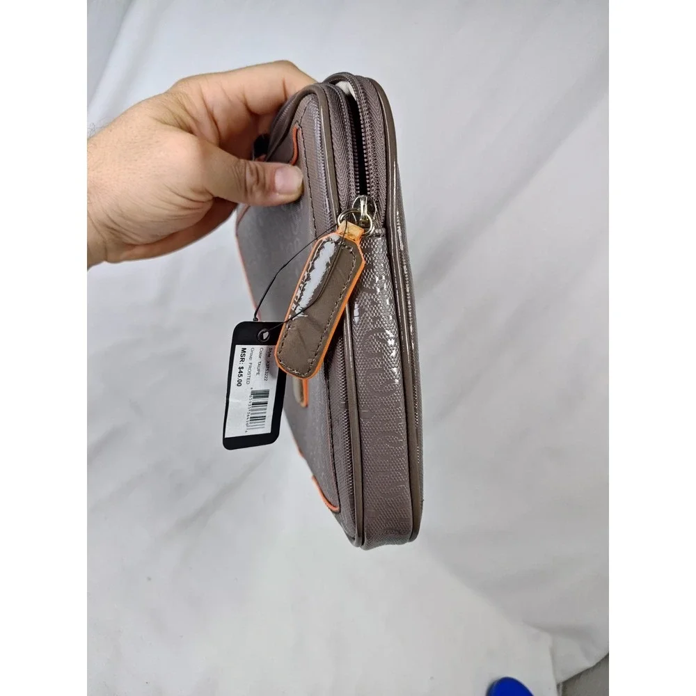 Guess description brand