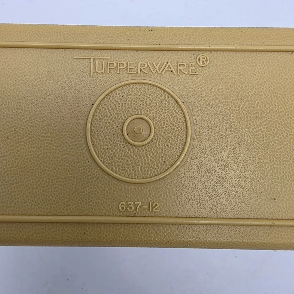 Tupperware this vintage