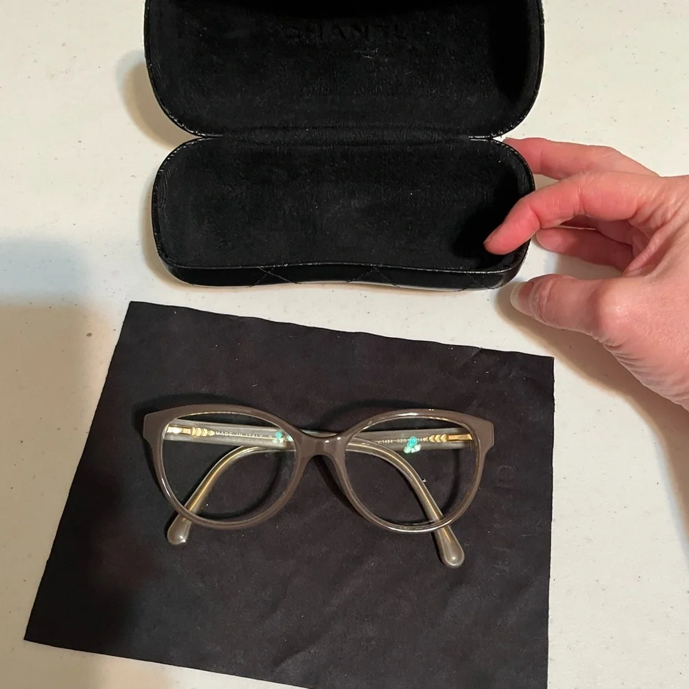 CHANEL authentic glasses
