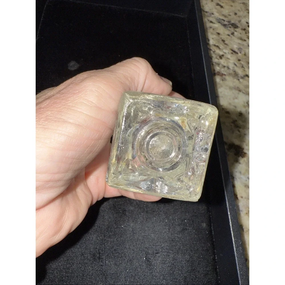 Anchor Hocking glass part
