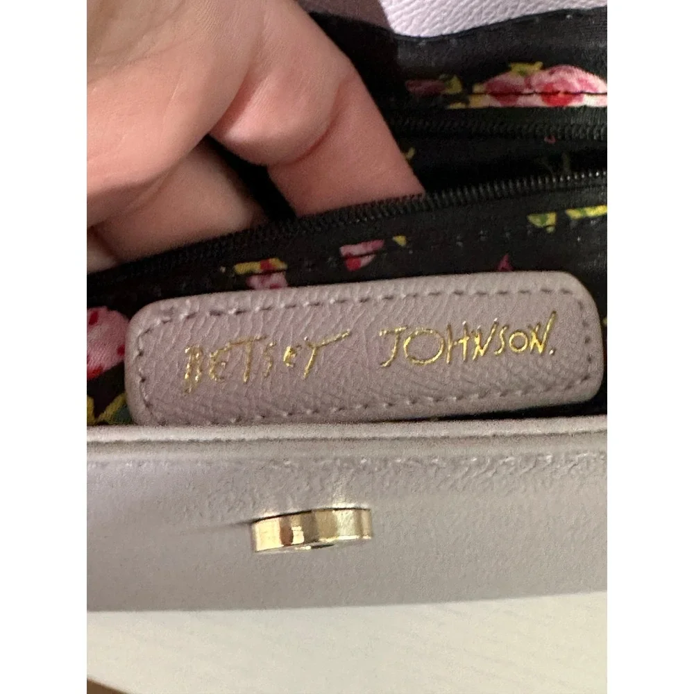 Betsey Johnson some discoloration