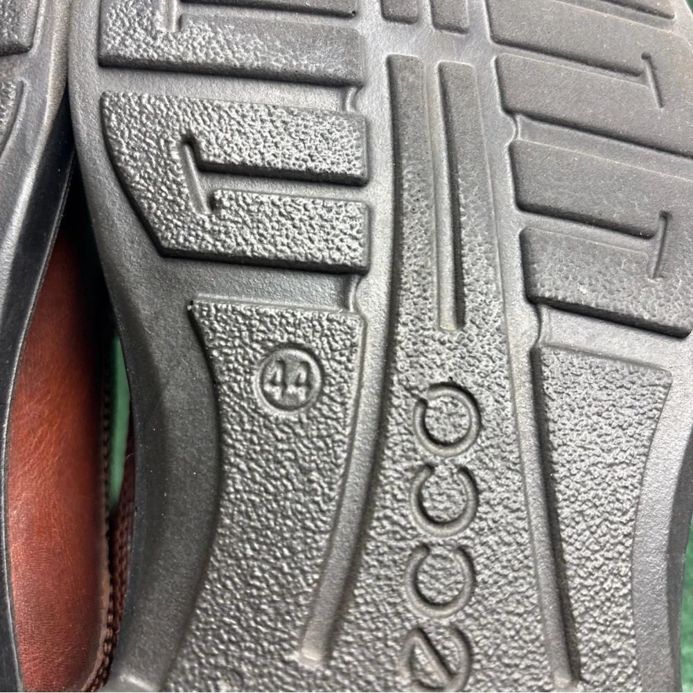 Ecco mens 10