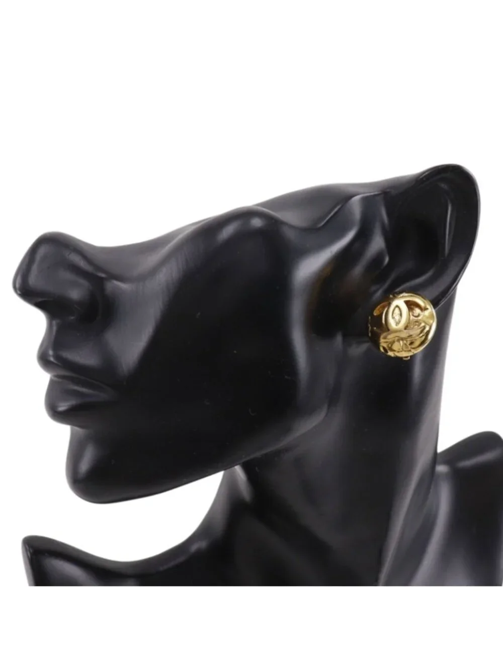 CHANEL item earrings