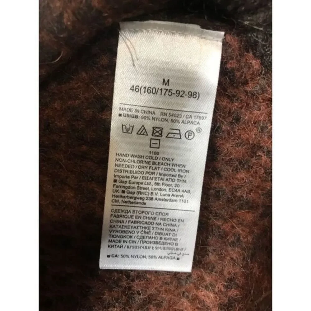 Banana Republic 25 shoulder