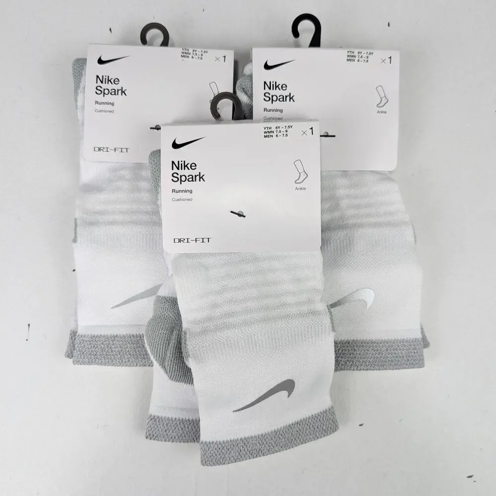 Nike Spark White Ankle Running Socks 3 Pair Bundle - W7.5-9 - M6-7.5
