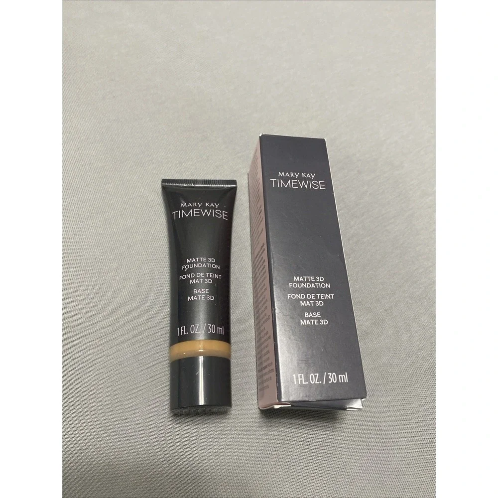 Mary Kay Timewise Matte 3D Foundation Bronze W 120 1 oz Base Matte 3D Brand New