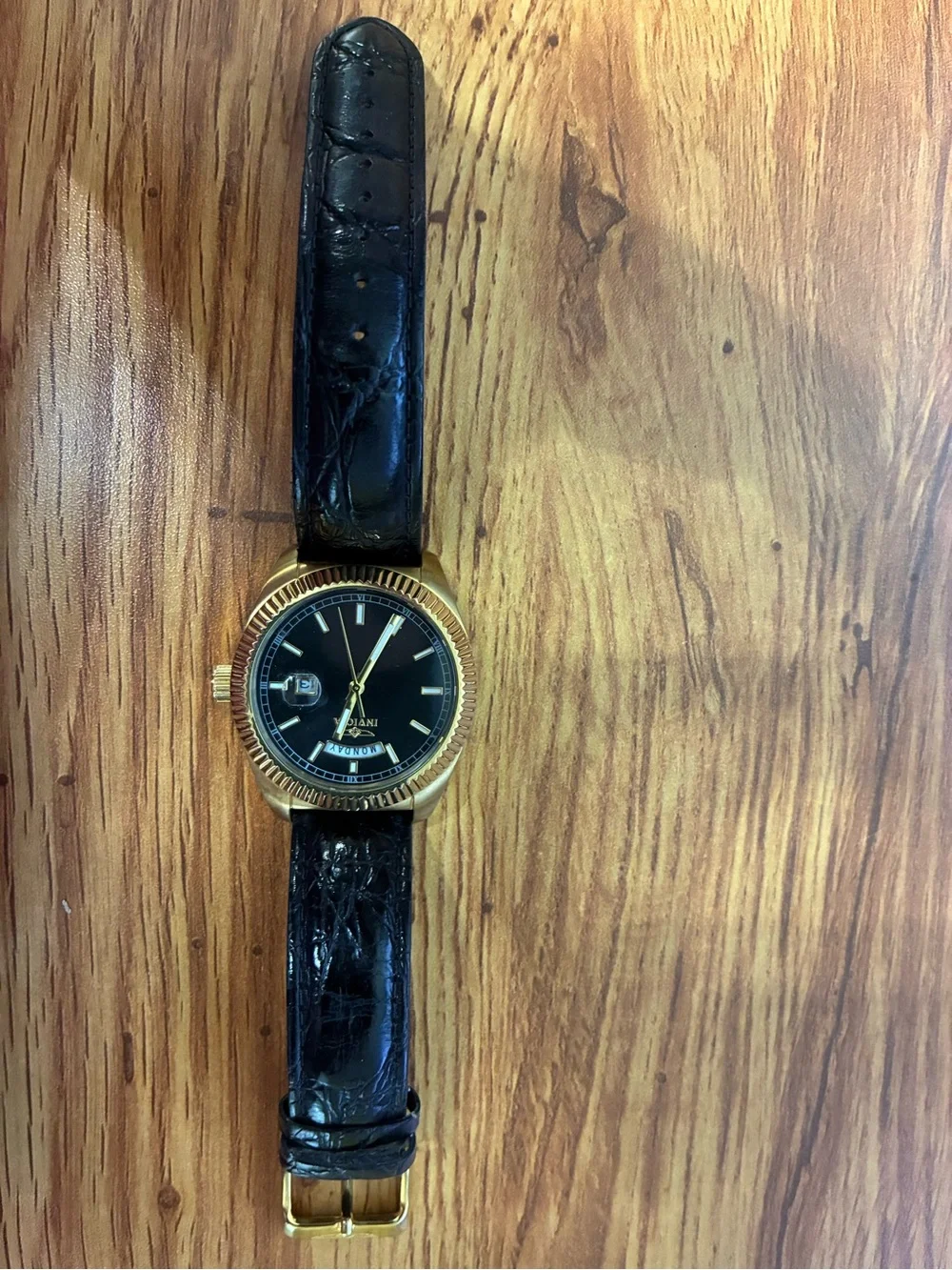 Invicta classic ladies