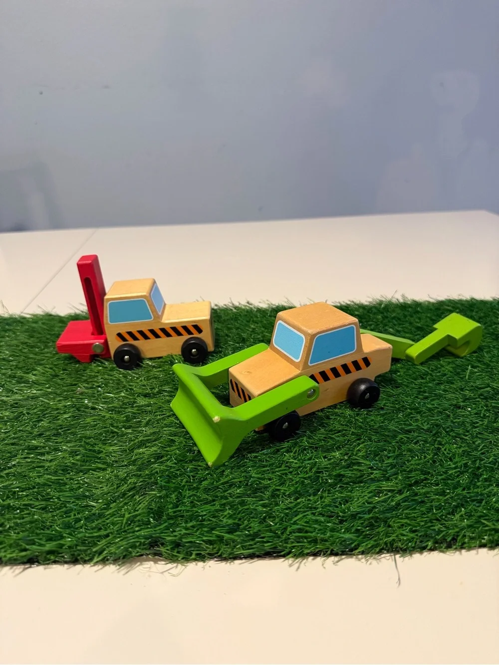 Lakeshore Wood‎ Block Bull Dozer And Forklift Trucks