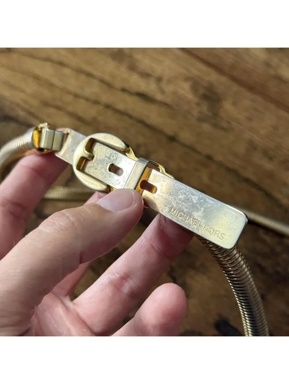 ✨ Michael Kors Gold Tone Stretch Snake Chain Waist Belt