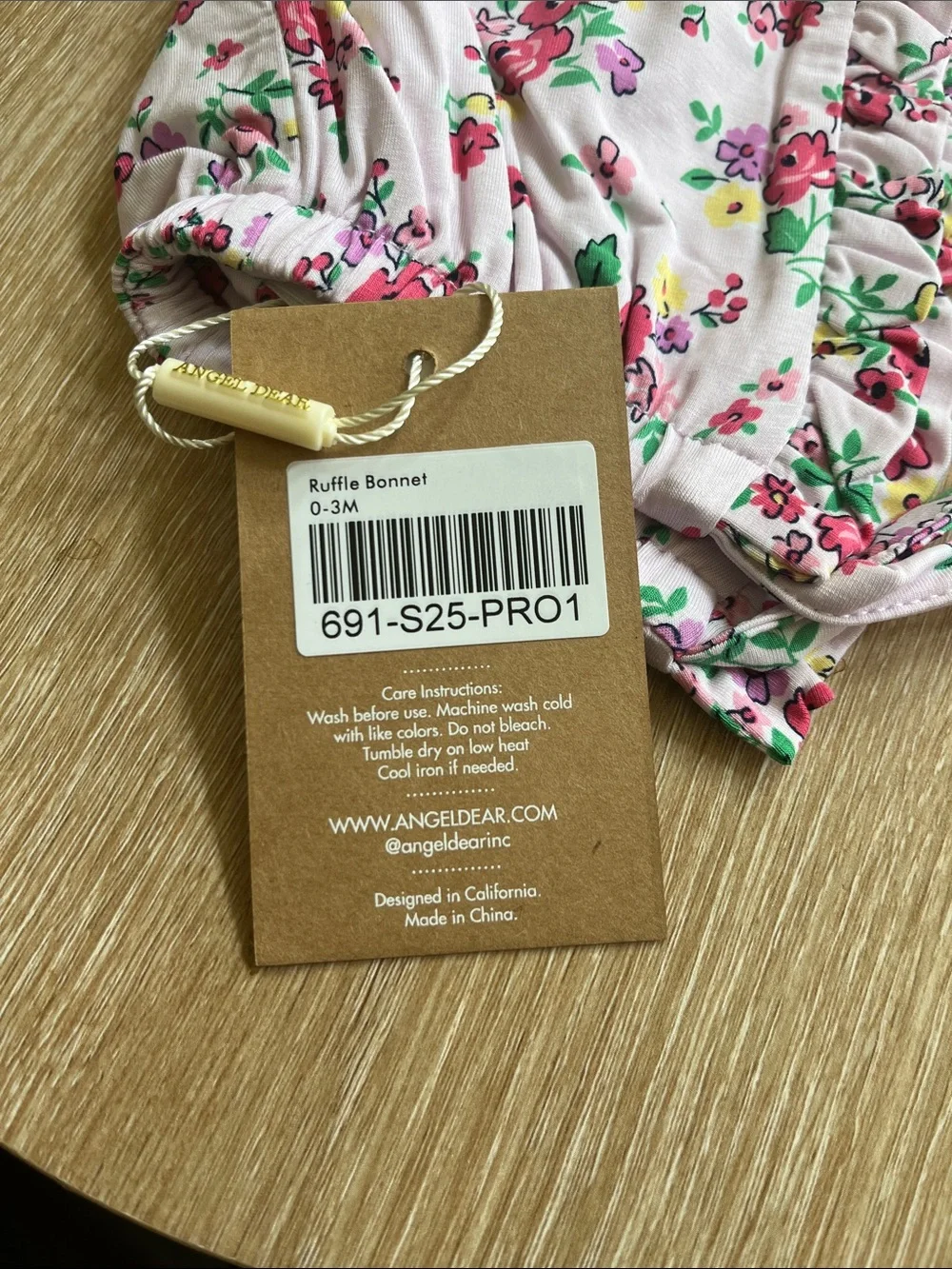 Angel Dear lightweight bonnet
