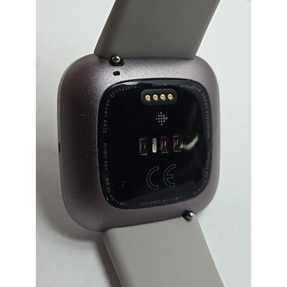 fitbit item shows