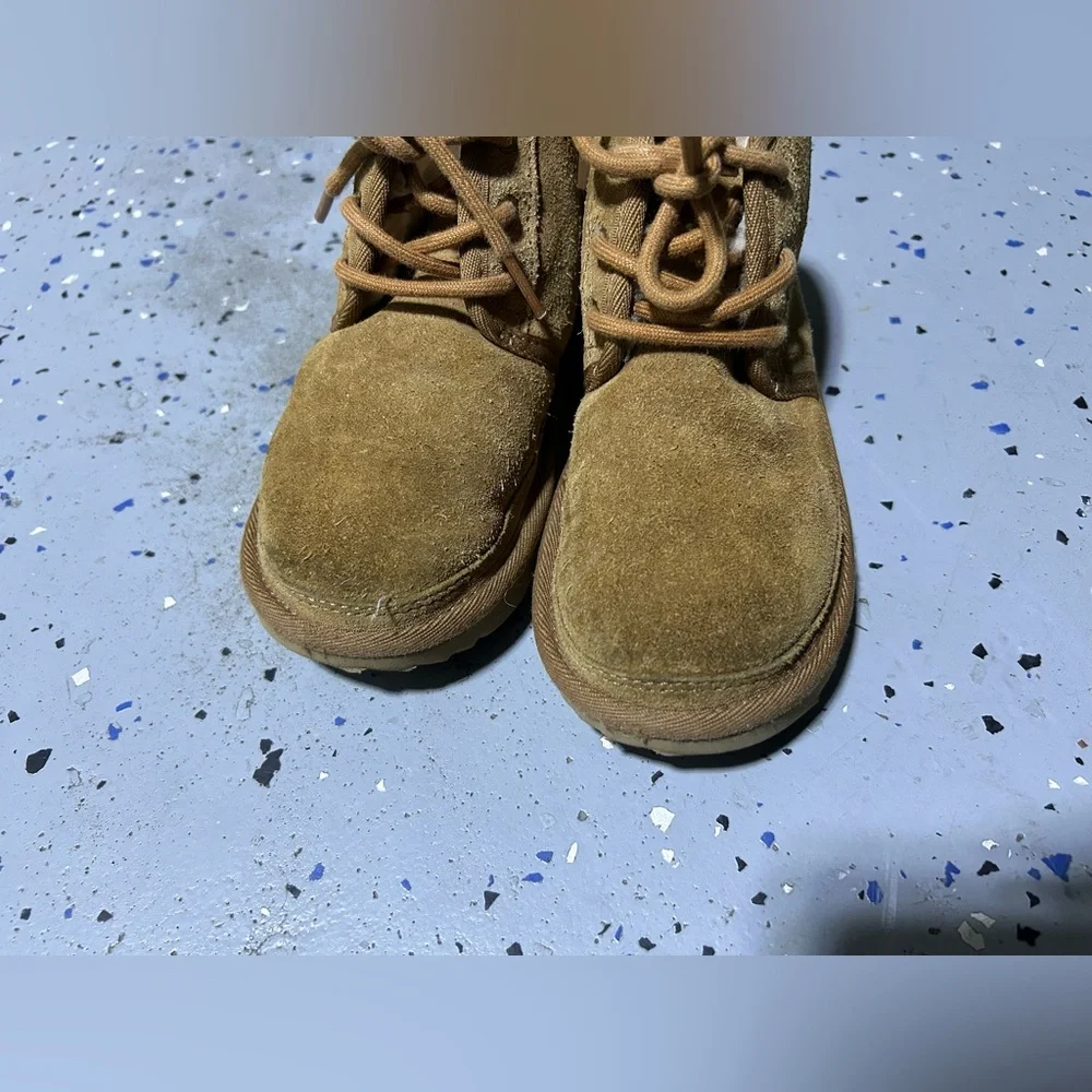 UGG product details