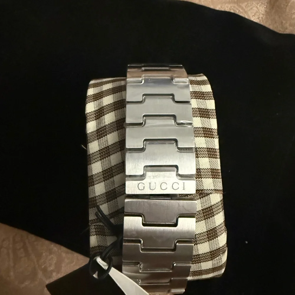 Gucci style number