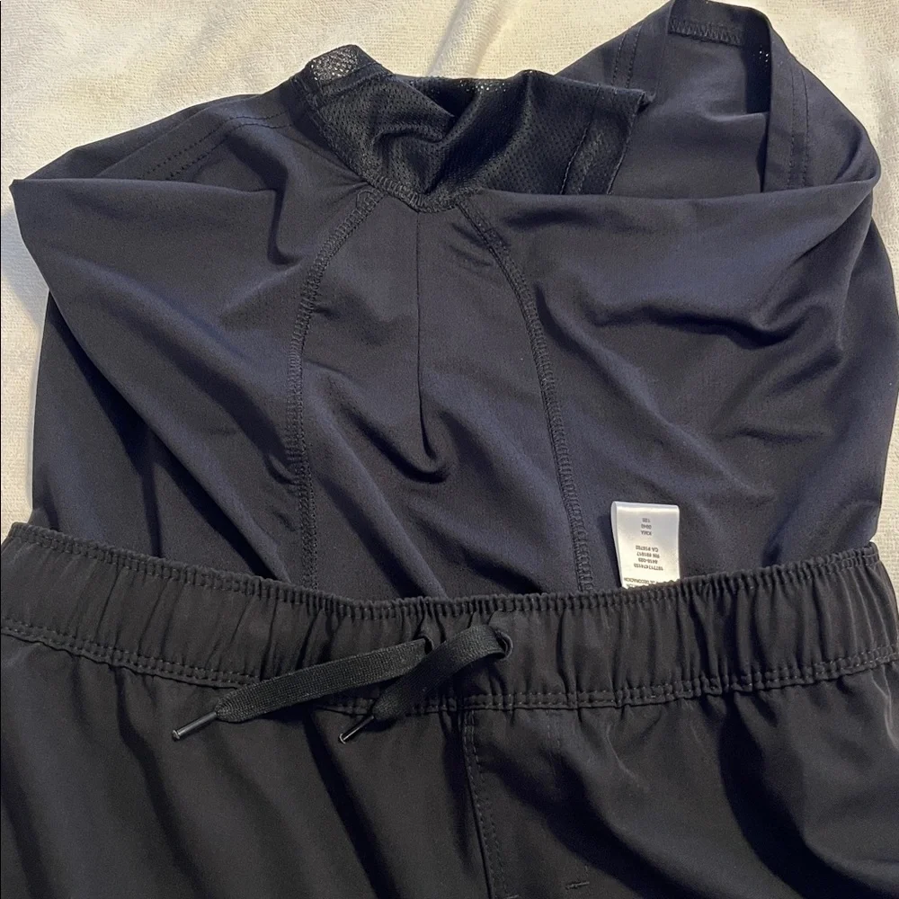 Hurley boy’s black