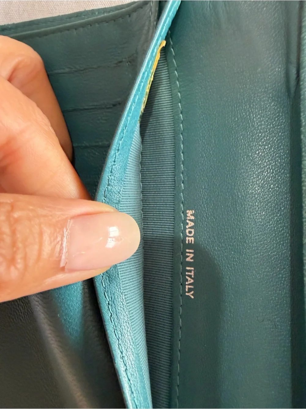CHANEL authentic woc