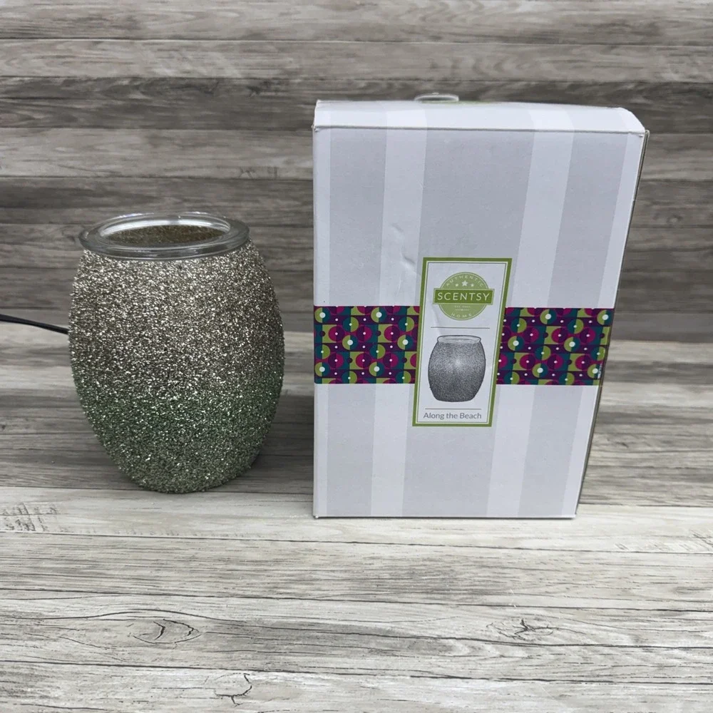 Scentsy along beach