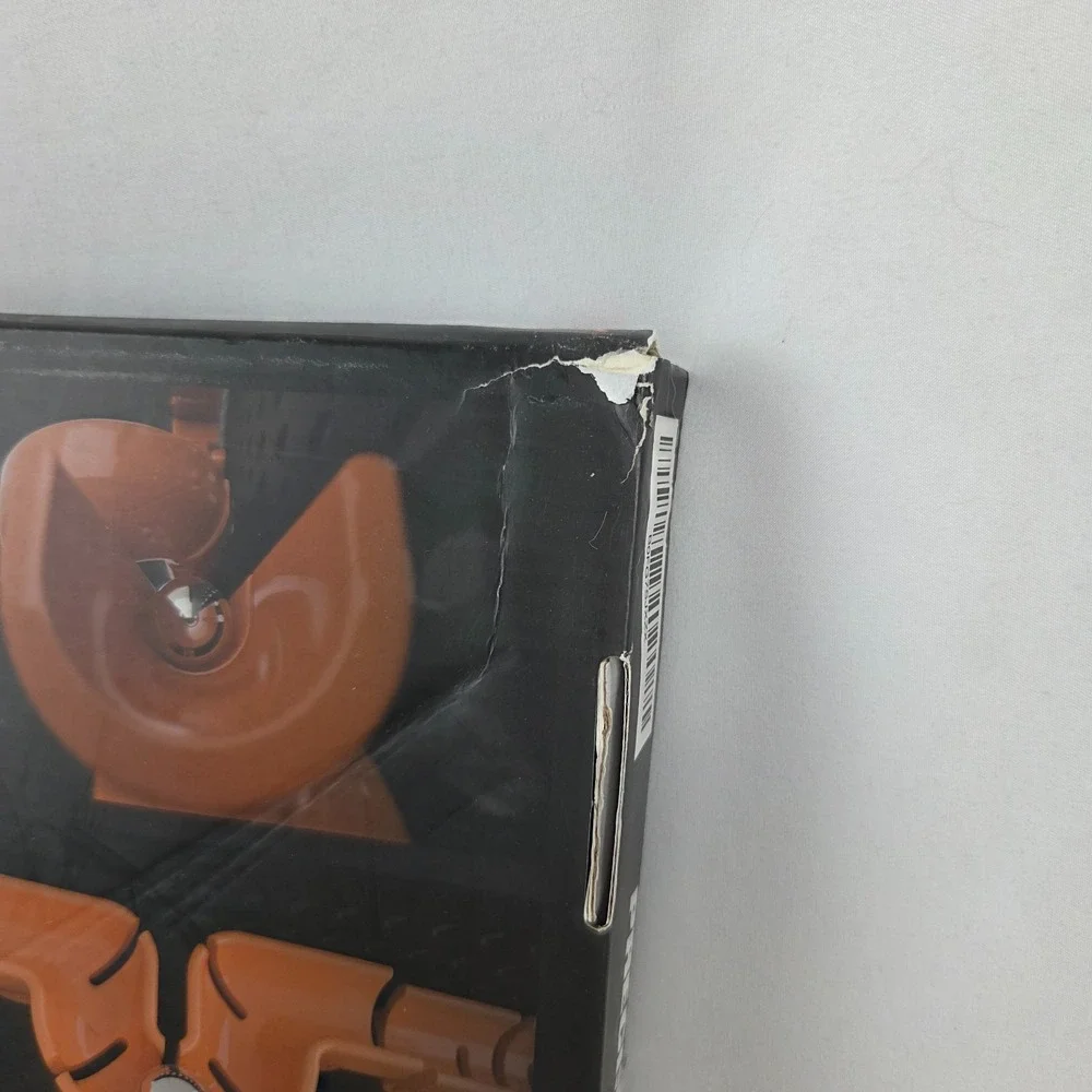The Unbranded Brand *opened box