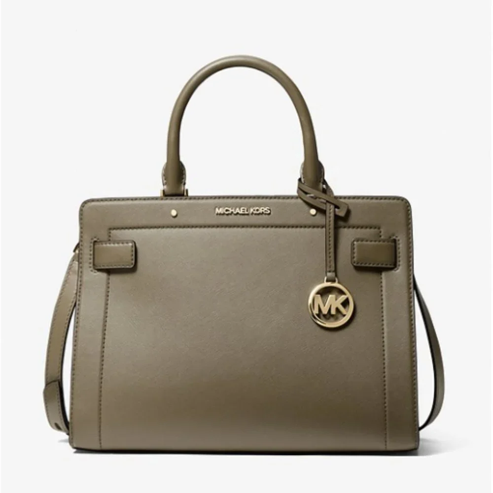 Michael Kors disclaimer color