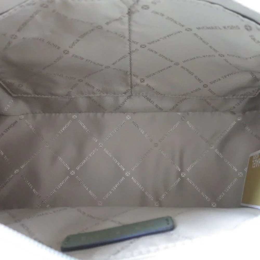 Michael Kors disclaimer color