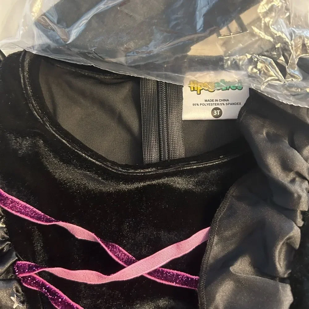 Tipsy Elves charming witch