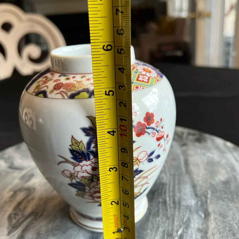 Imari - Japanese this vintage
