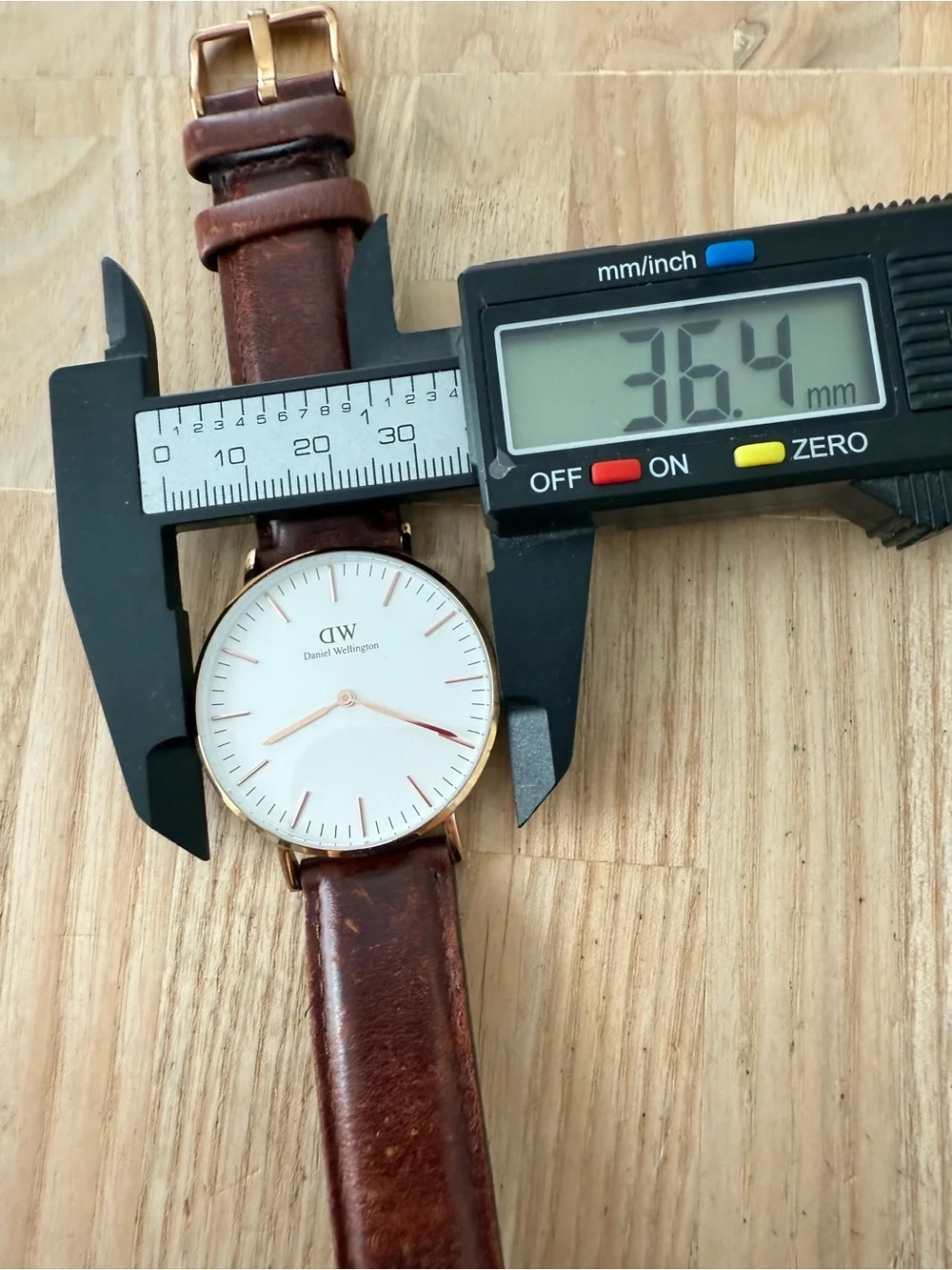 Daniel Wellington brand daniel