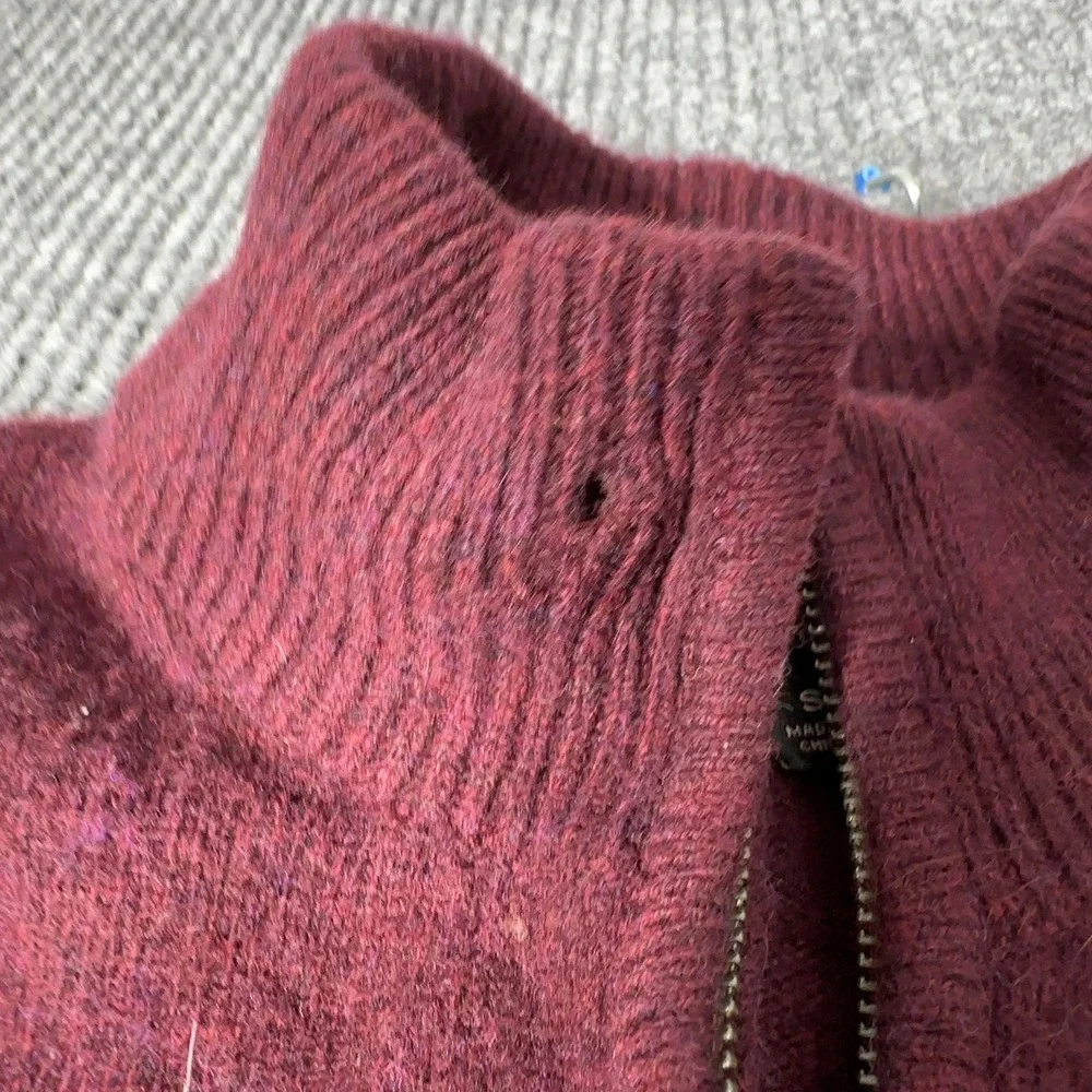 Banana Republic materials 80%