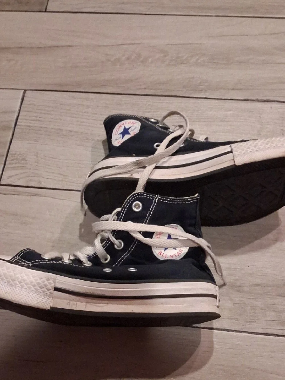 Converse stitching canvas