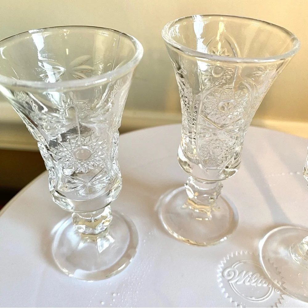 Vintage what perfect crystal