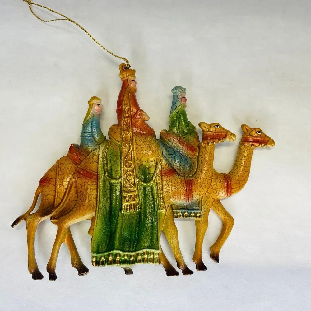 The Unbranded Brand vintage christmas