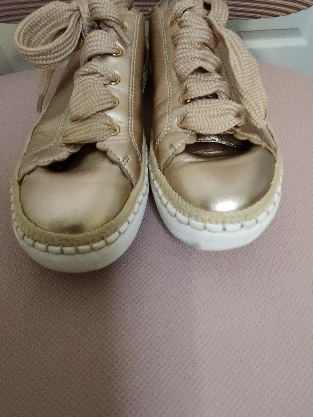Kate Spade Lena Metallic Gold Scalloped Espadrille Sneake Size 6.5 fits like a 7