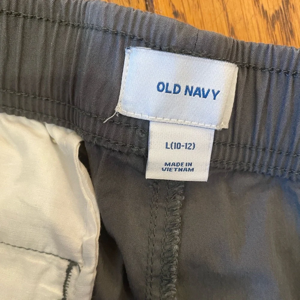 Old Navy drawstring front