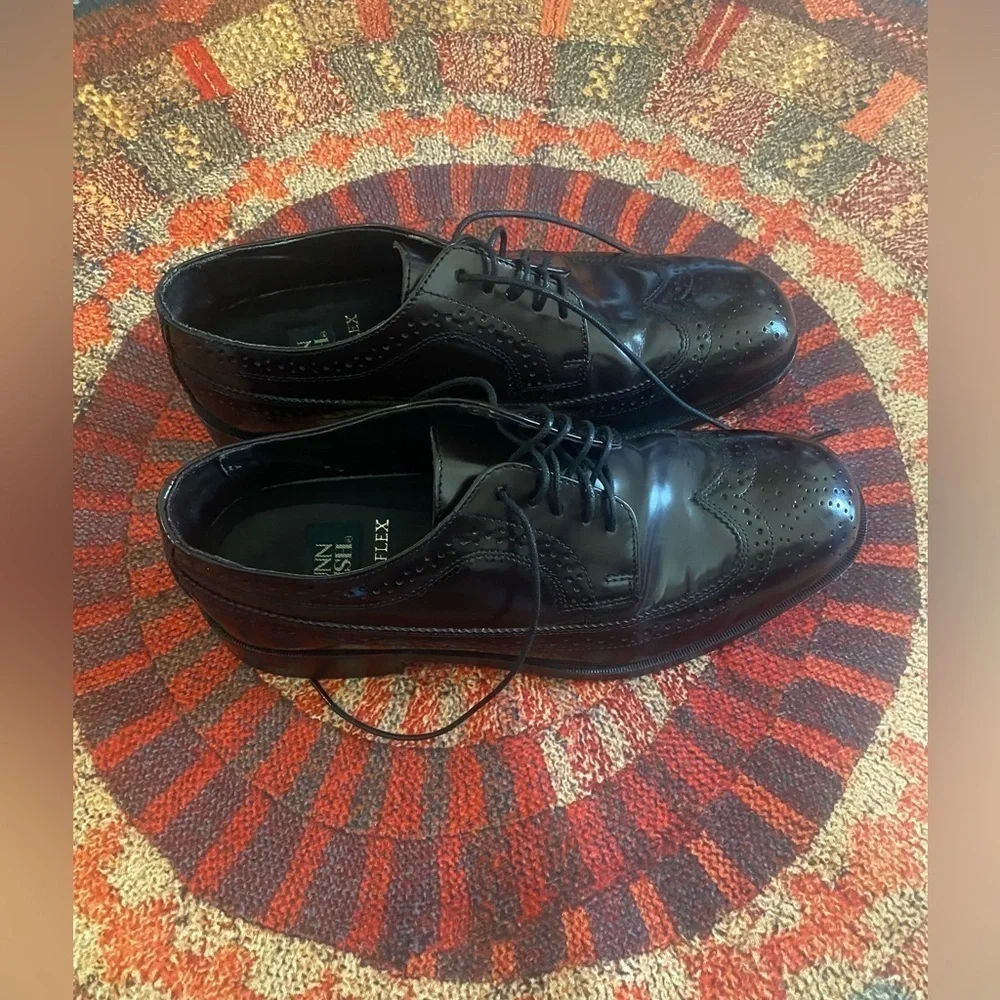 Nunn Bush elegant formal
