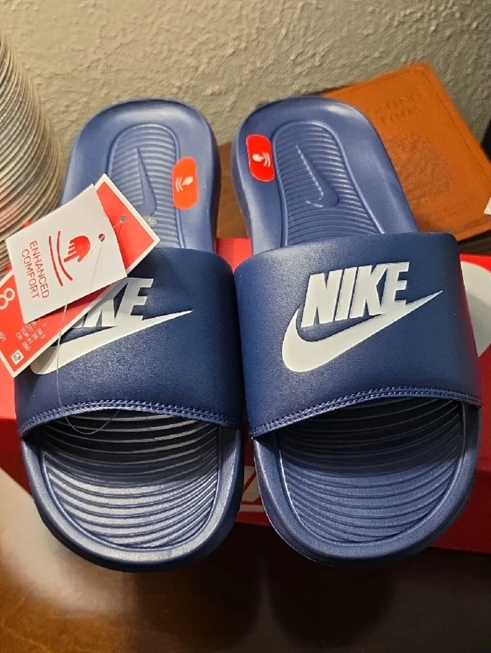 Nike sporty slide