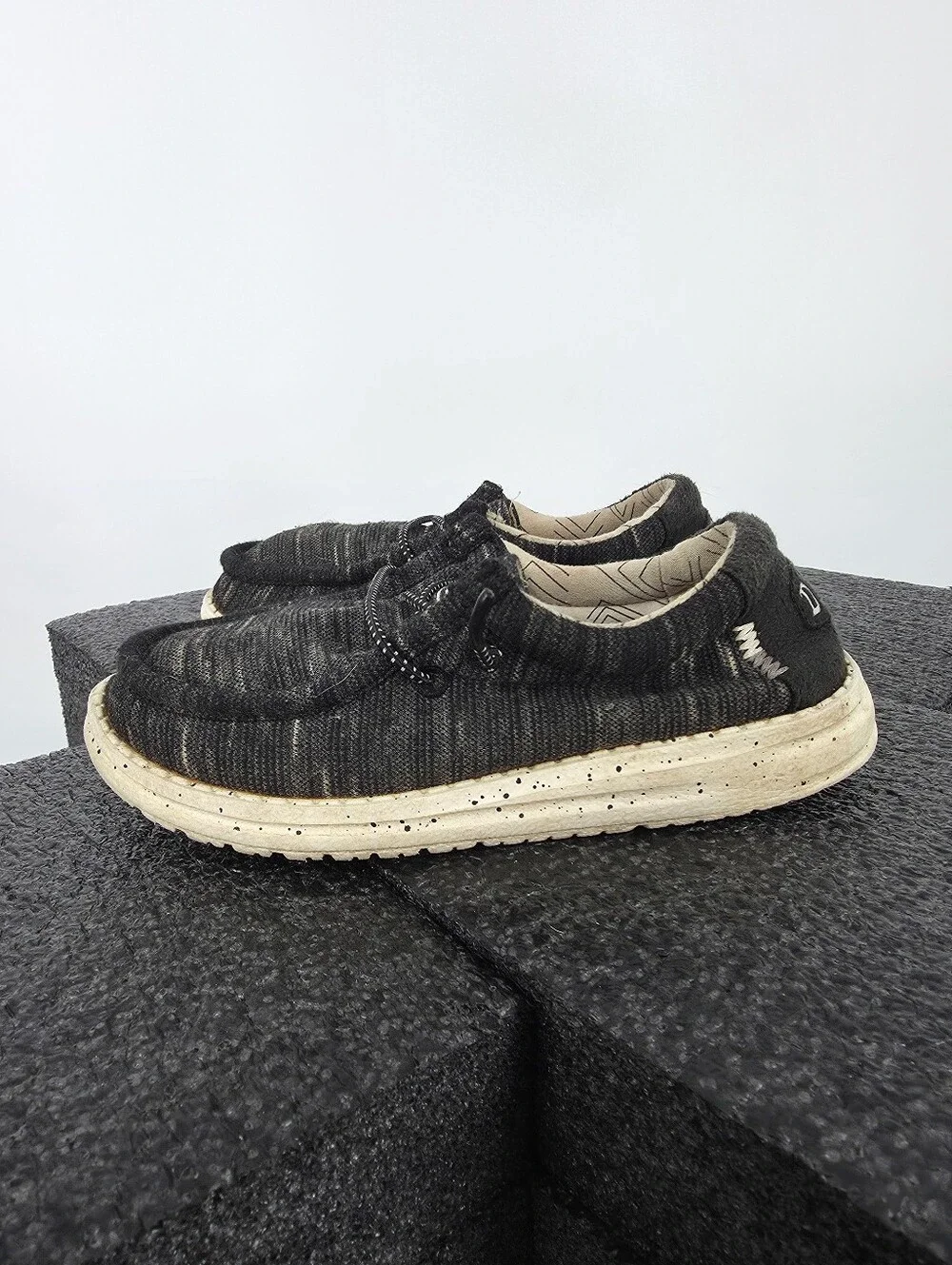 Hey Dude Wally Youth Stretch K12 Shoes Black Charcoal Heather Loafers