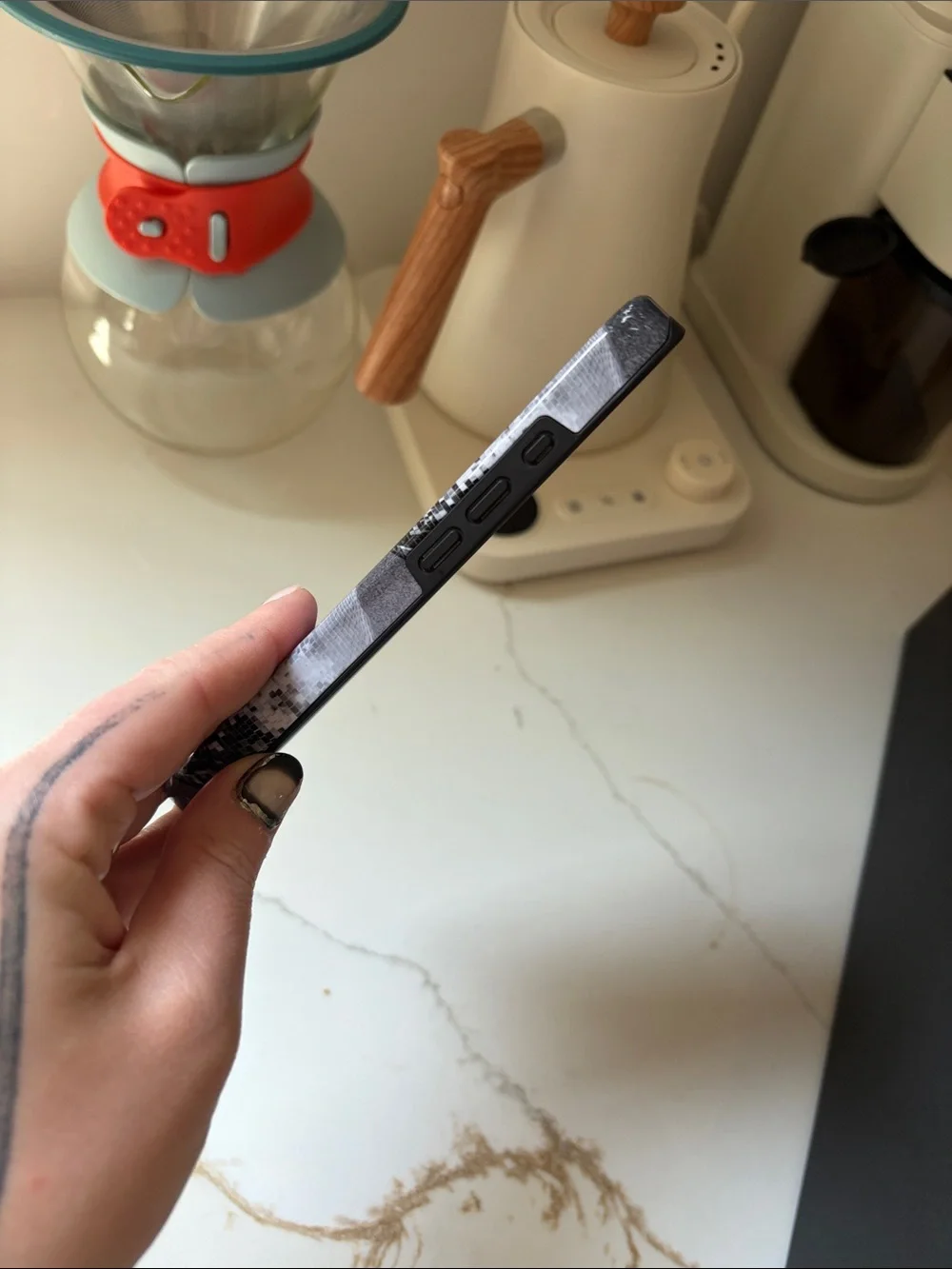 Burga protective phone