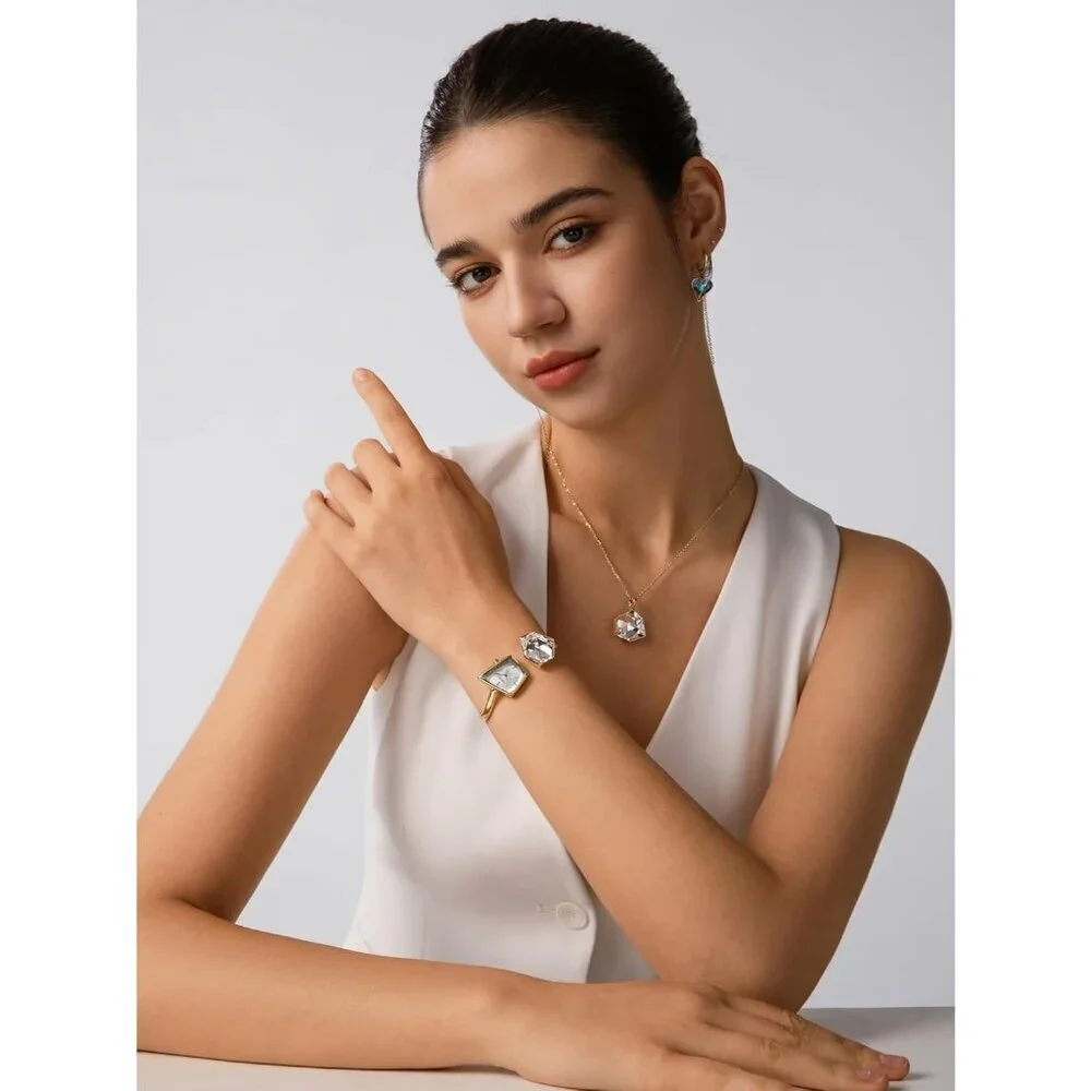 SAGA elegant small