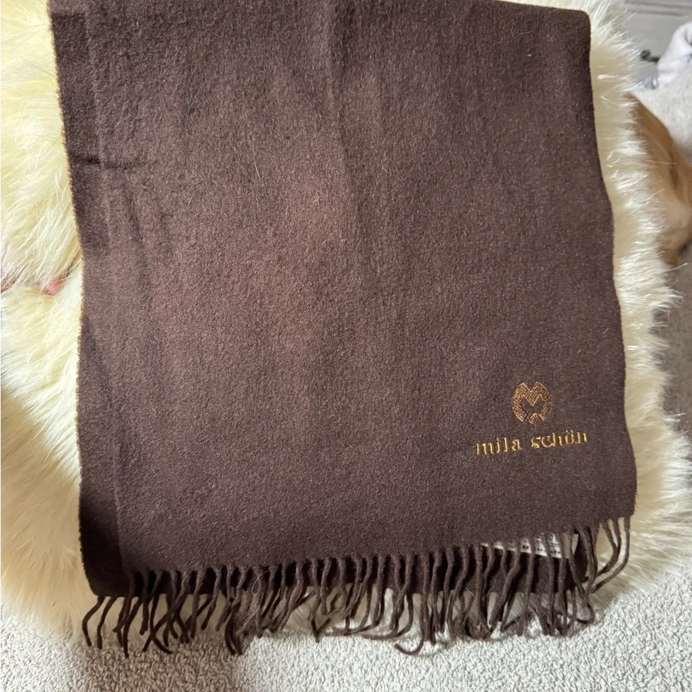 Mila Schon vintage brown
