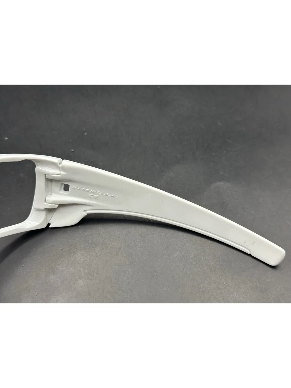 Oakley pre owned