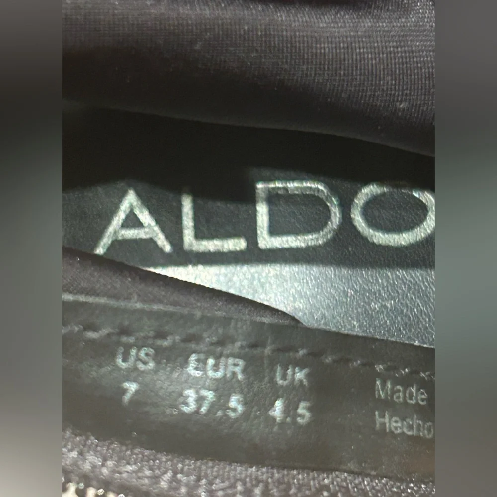 Aldo boots clean flaws