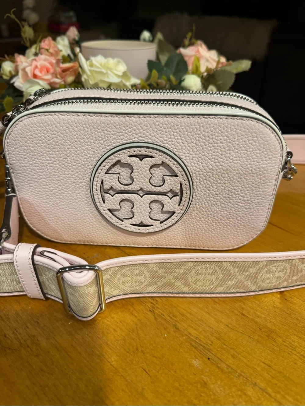 Tory Burch perfect soft