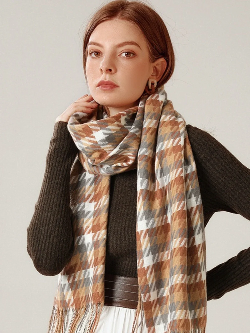 Classic Houndstooth Fringe Scarf in Brown and Gray