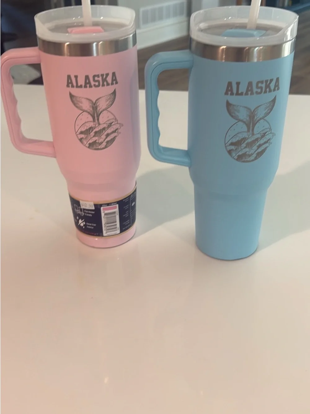 NWT Yukon Alaska Insulated Travel Mugs with Handle - Pink and Blue