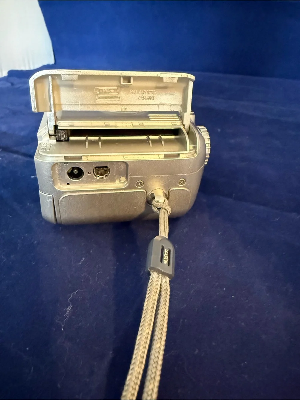 Nikon compact digital