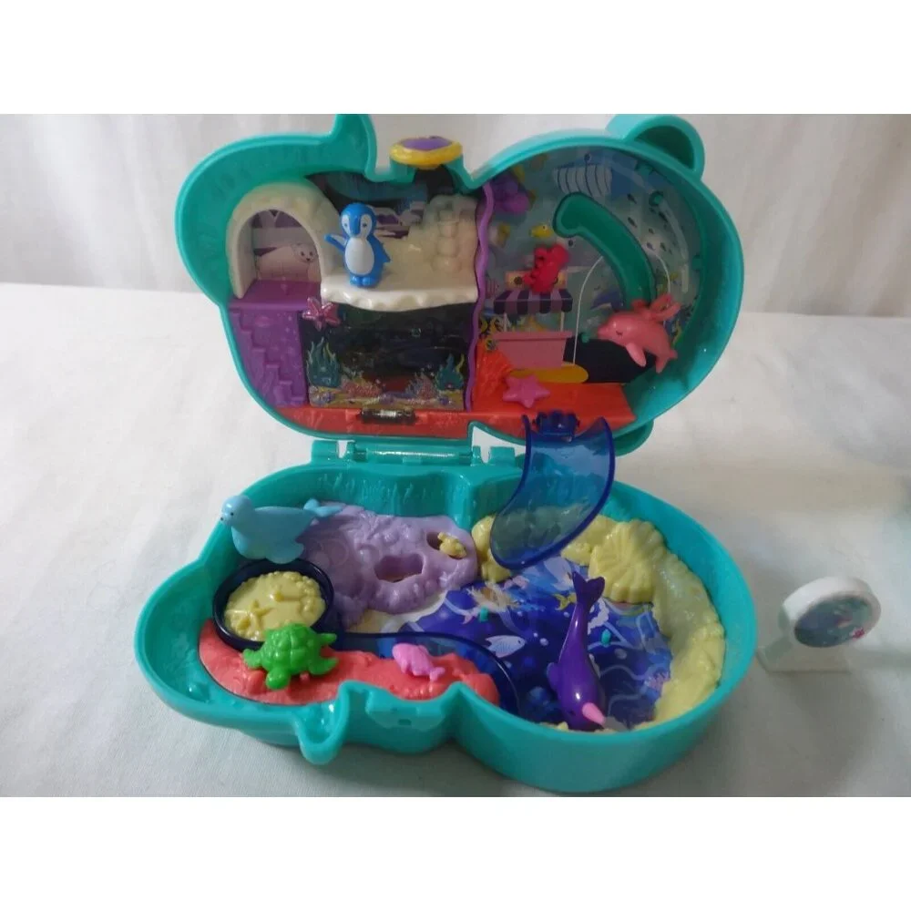 Polly cafe pieces